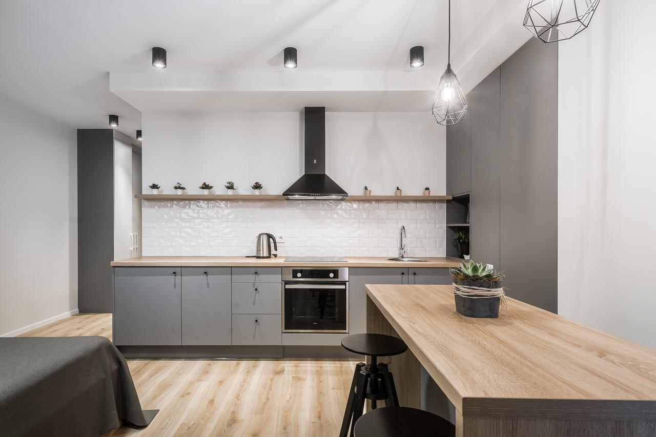 Uptown Studio Apartment วิลนีอุส ภายนอก รูปภาพ