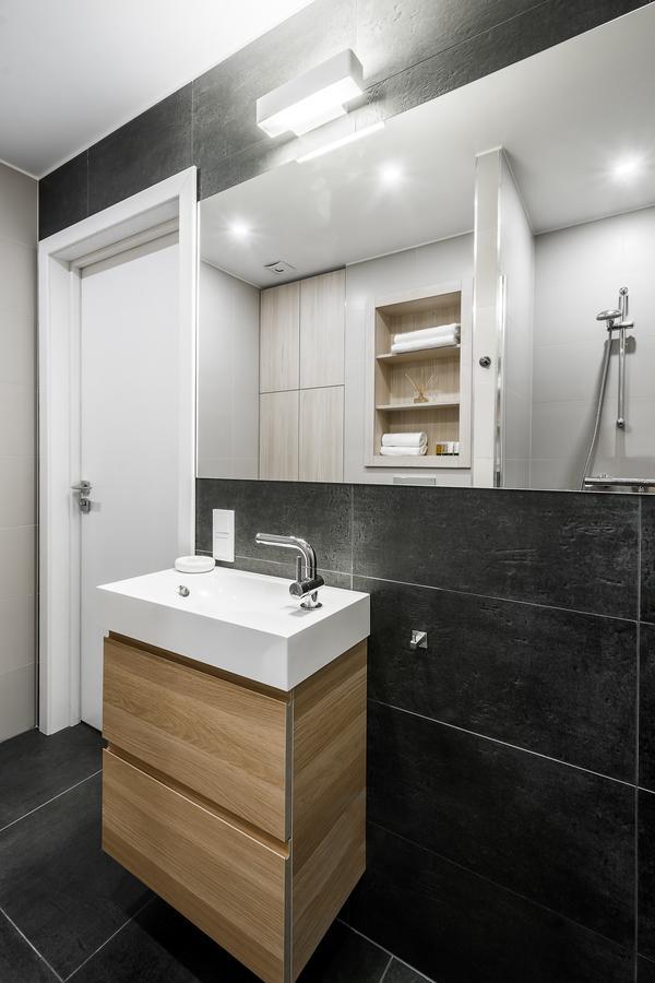 Uptown Studio Apartment วิลนีอุส ภายนอก รูปภาพ