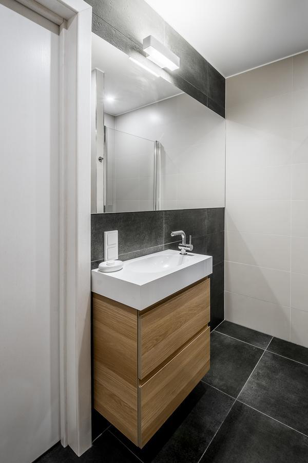 Uptown Studio Apartment วิลนีอุส ภายนอก รูปภาพ