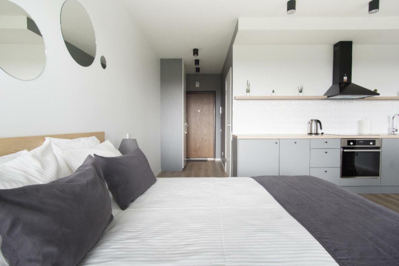 Uptown Studio Apartment วิลนีอุส ภายนอก รูปภาพ